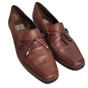 Mootsies Tootsies Women's Size 9 Brown Dress Loafers Leather Slip On Classic EUC